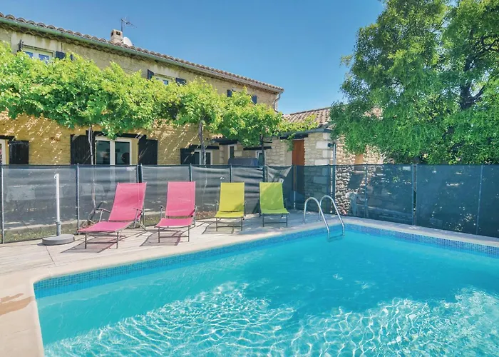 بيت للعطل 4 Bedroom Gorgeous In *