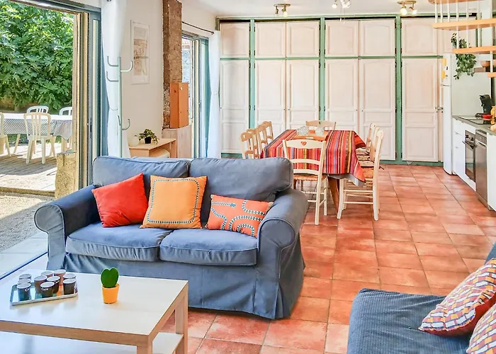 4 Bedroom Gorgeous In *